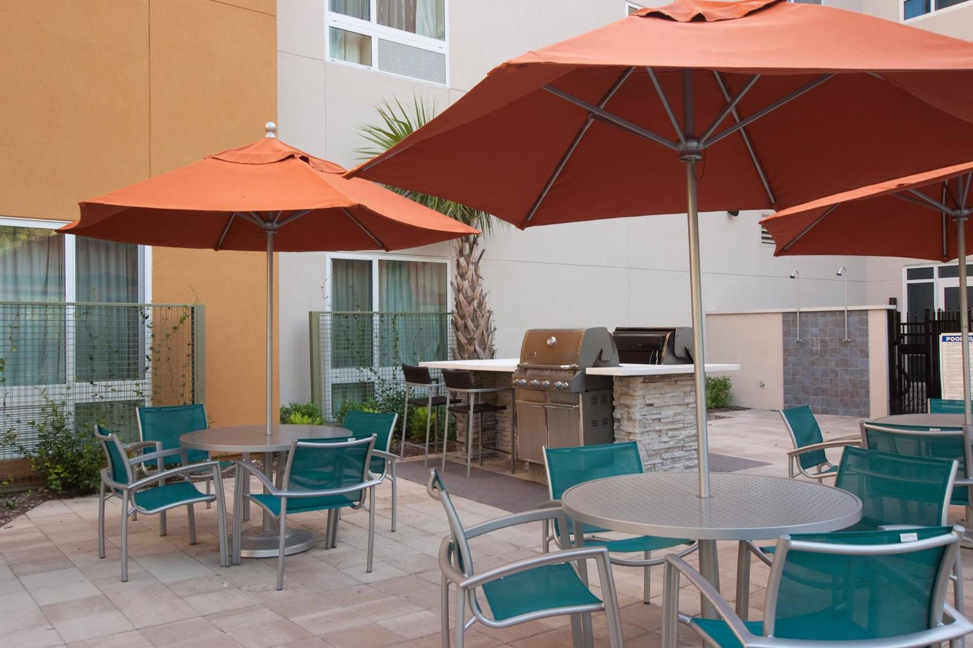 Towneplace Suites By Marriott Charleston Airport/Convention Center North Charleston Exterior photo